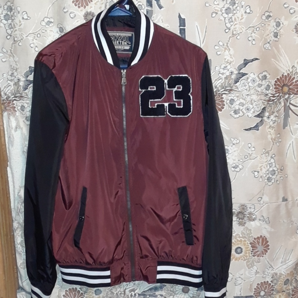 Wind breaker letter men jacket